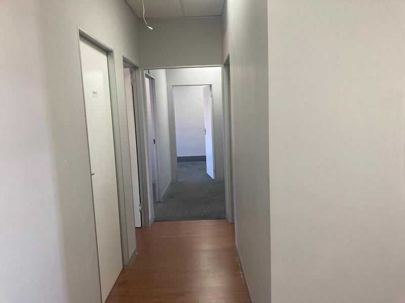 To Let Commercial Property for Rent in Newton Park Eastern Cape